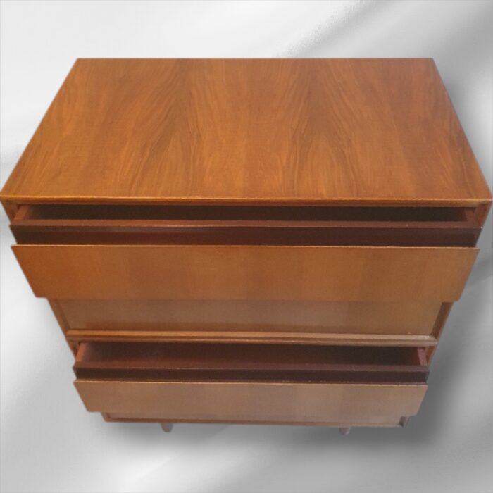 Mid Century Burr Walnut Chest of 4 Drawers by Meredew - Image 3