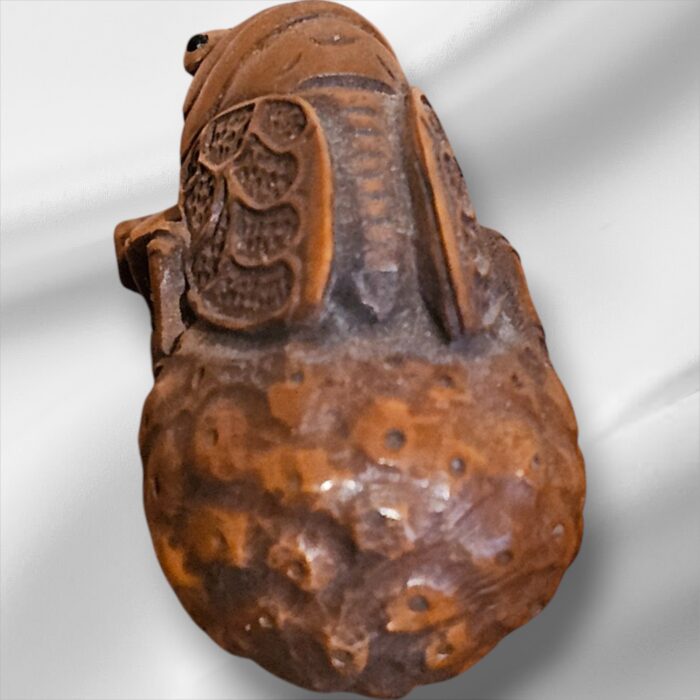 Japanese Signed Hand Carved Cicadas Netsuke - Image 3