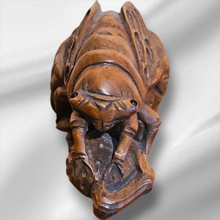 Japanese Signed Hand Carved Cicadas Netsuke - Image 4