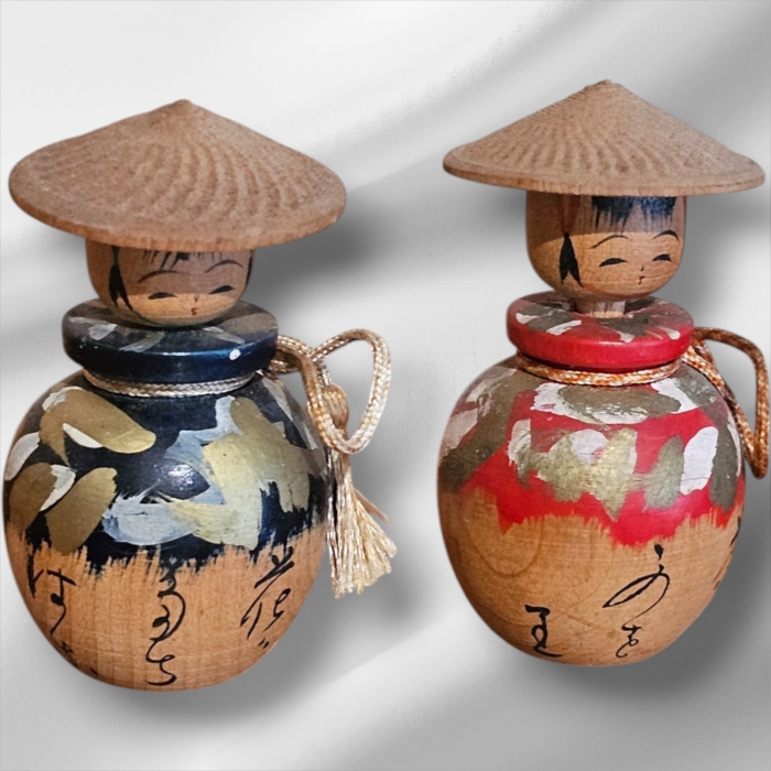 Tiny Pair of Unique Vintage Japanese Kokeshi Dolls